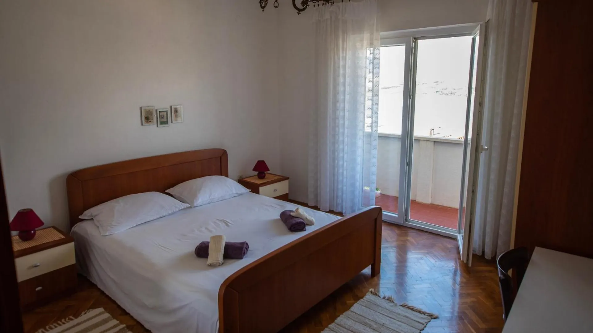 Bepo I Marija A2 Lägenhet Pag Town Kroatien